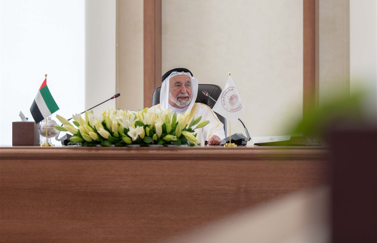 حاكم الشارقة يترأس اجتماع مجلس أمناء جامعة كلباء