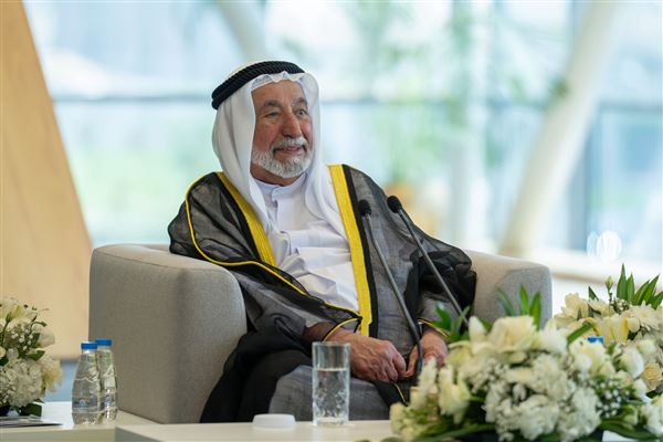 حاكم الشارقة يعتمد إجازة جديدة بحكومة الشارقة بمسمى إجازة الرعاية للأمهات العاملات لرعاية أطفالهن من ذوي الإعاقة أو الأمراض المزمنة