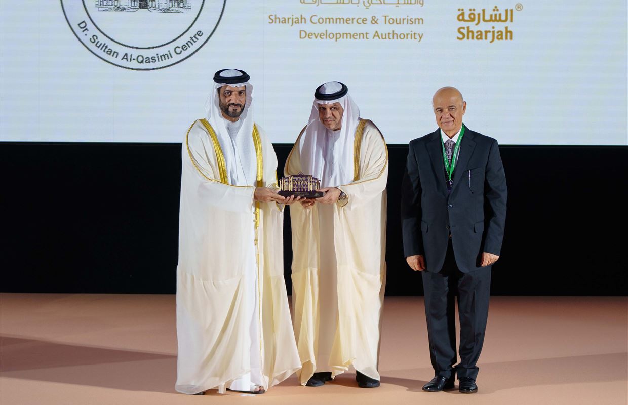 سلطان بن أحمد القاسمي يشهد انطلاق المؤتمر الثالث لرؤساء الجامعات العربية والروسية بجامعة الشارقة