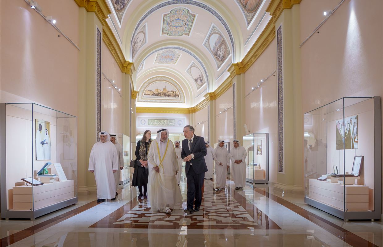 Sharjah Ruler meets with Pres. of the National Library of France