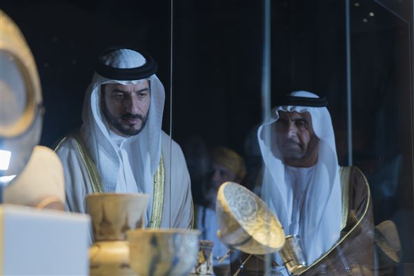 سلطان بن أحمد القاسمي يشهد افتتاح معرض 