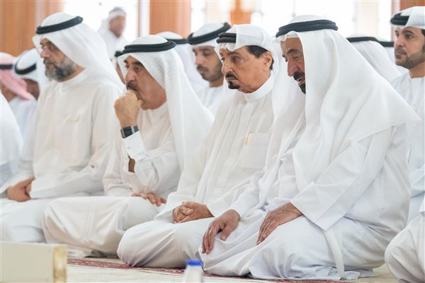 Sharjah Ruler performs funeral prayer on body of Khalid Al Qasimi