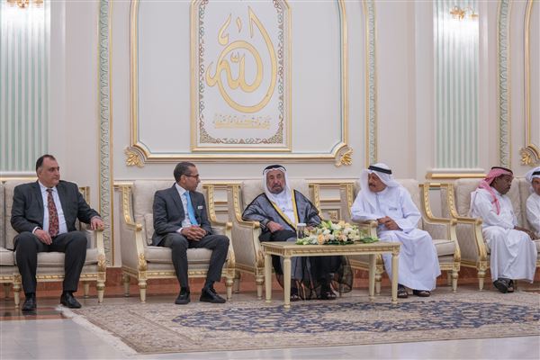 سلطان القاسمي يشهد ختام الدورة 32 من أيام الشارقة المسرحية ويُكرّم الفائزين