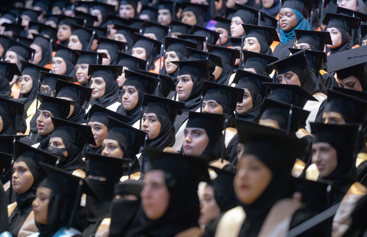 Sultan bin Ahmed attends UOS Fall 2024 Female Graduation Ceremony