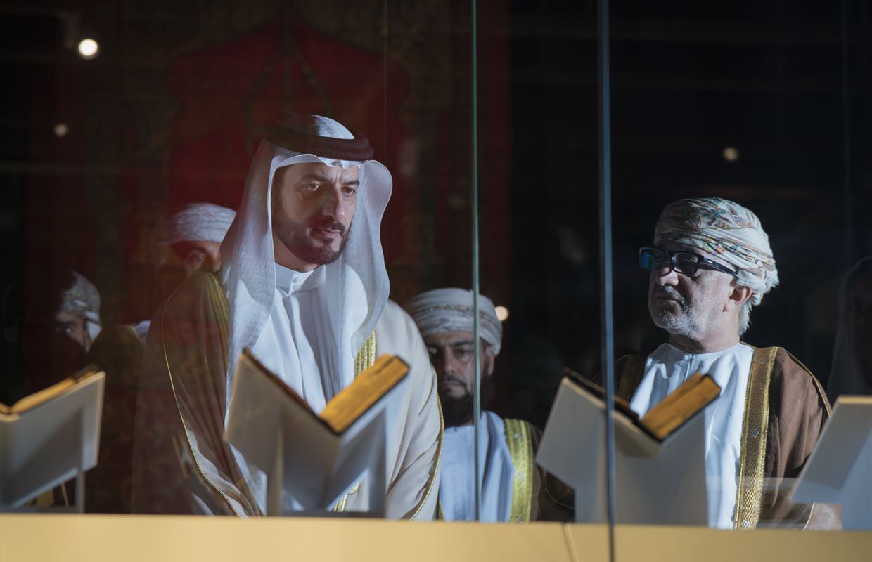 سلطان بن أحمد القاسمي يشهد افتتاح معرض 