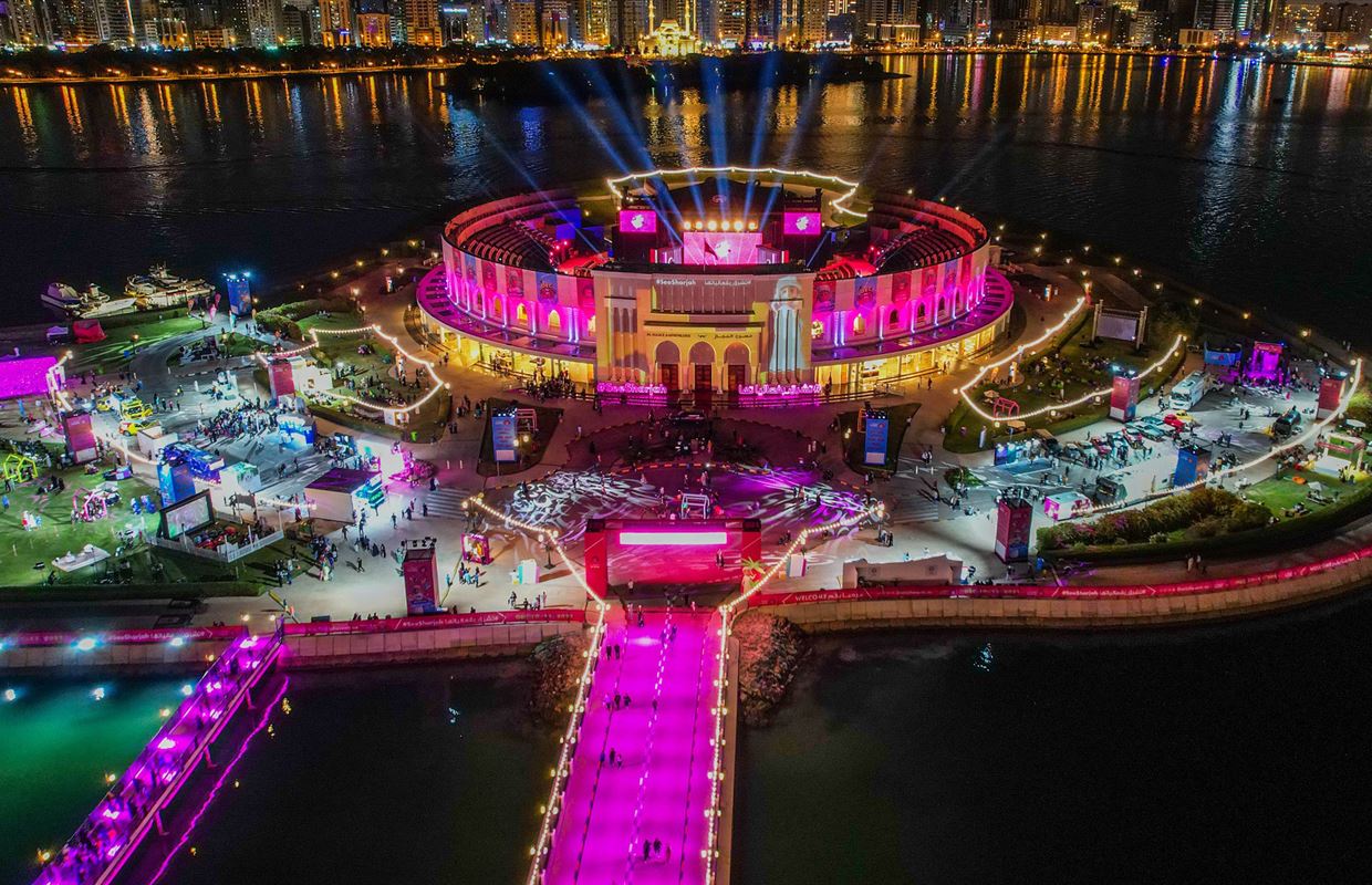 Al Majaz Amphitheatre lights up for Sharjah Events Festival! | Press Release | Media Centre | Sharjah Government Media Bureau