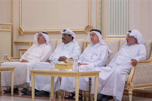 سلطان القاسمي يشهد ختام الدورة 32 من أيام الشارقة المسرحية ويُكرّم الفائزين