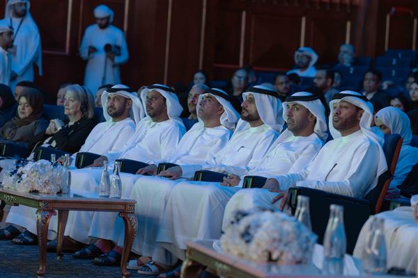 سلطان بن أحمد القاسمي يكرم الفائزين بجائزة الشارقة للتفوق والتميز التربوي في دورتها الـ 30