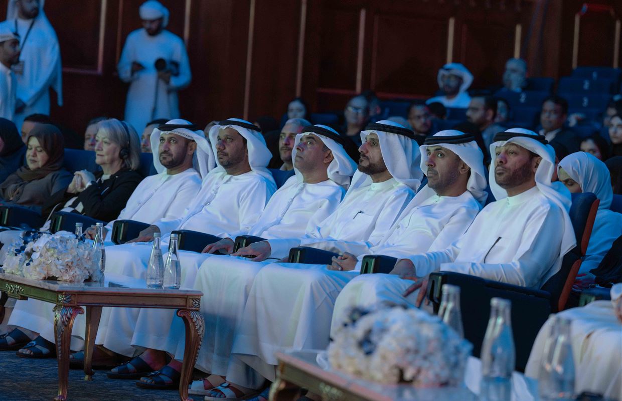 سلطان بن أحمد القاسمي يكرم الفائزين بجائزة الشارقة للتفوق والتميز التربوي في دورتها الـ 30