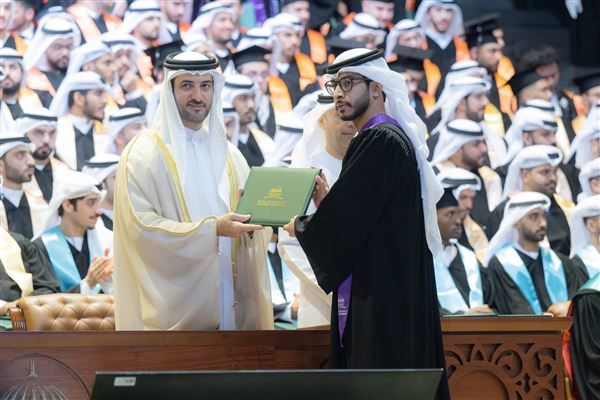 Sultan bin Ahmed attends UOS’s Fall 2024 Graduation Ceremony