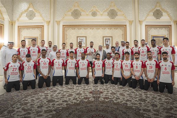 Sharjah Ruler receives Asian champions, grants team AED20mn reward