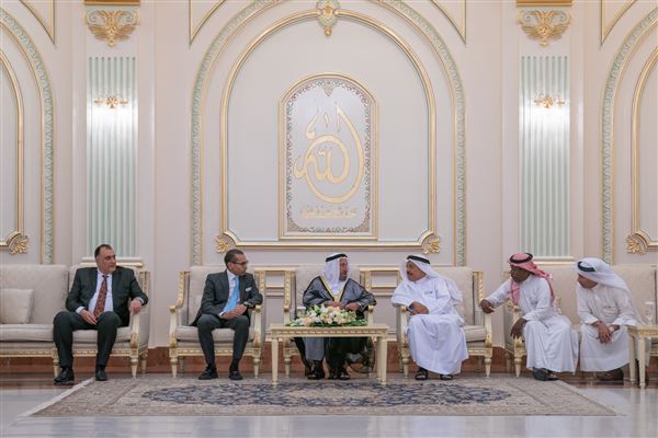 سلطان القاسمي يشهد ختام الدورة 32 من أيام الشارقة المسرحية ويُكرّم الفائزين