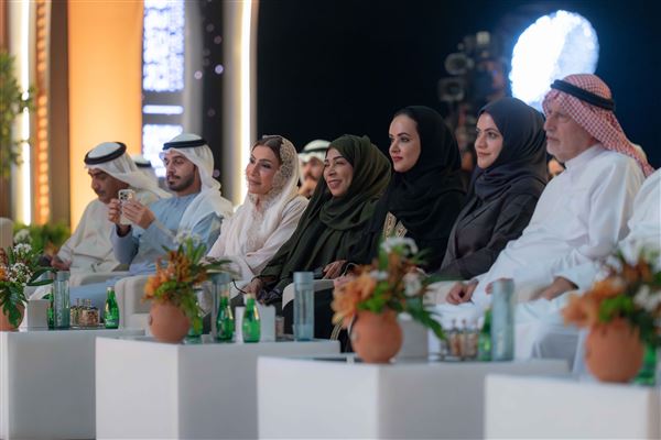 عبد الله بن سالم القاسمي وسلطان بن أحمد القاسمي يشهدان الجلسة الثانية للمجلس الرمضاني لنادي الشارقة للصحافة