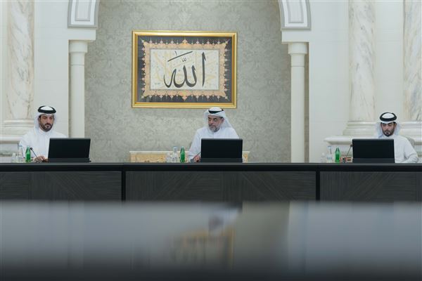 ولي عهد الشارقة يترأس اجتماع المجلس التنفيذي