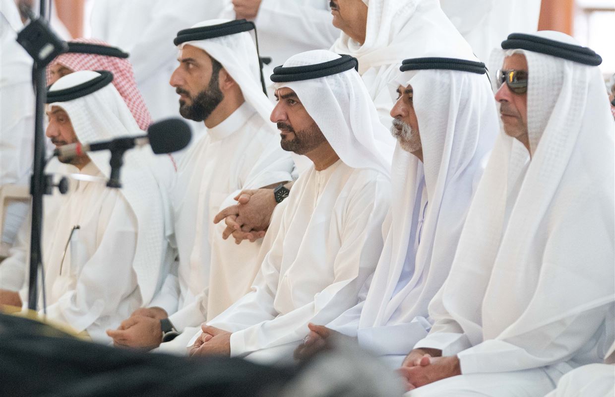 Sharjah Ruler performs funeral prayer on body of Khalid Al Qasimi