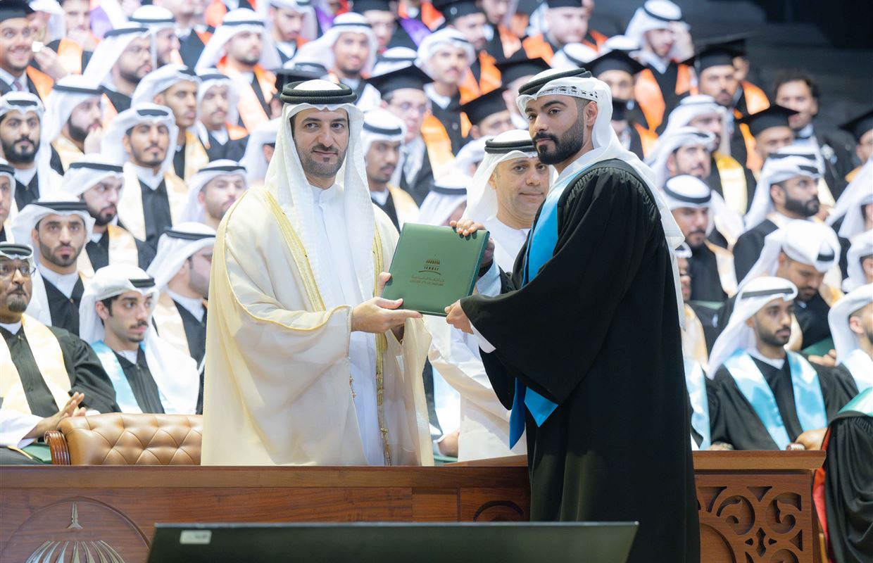 Sultan bin Ahmed attends UOS’s Fall 2024 Graduation Ceremony