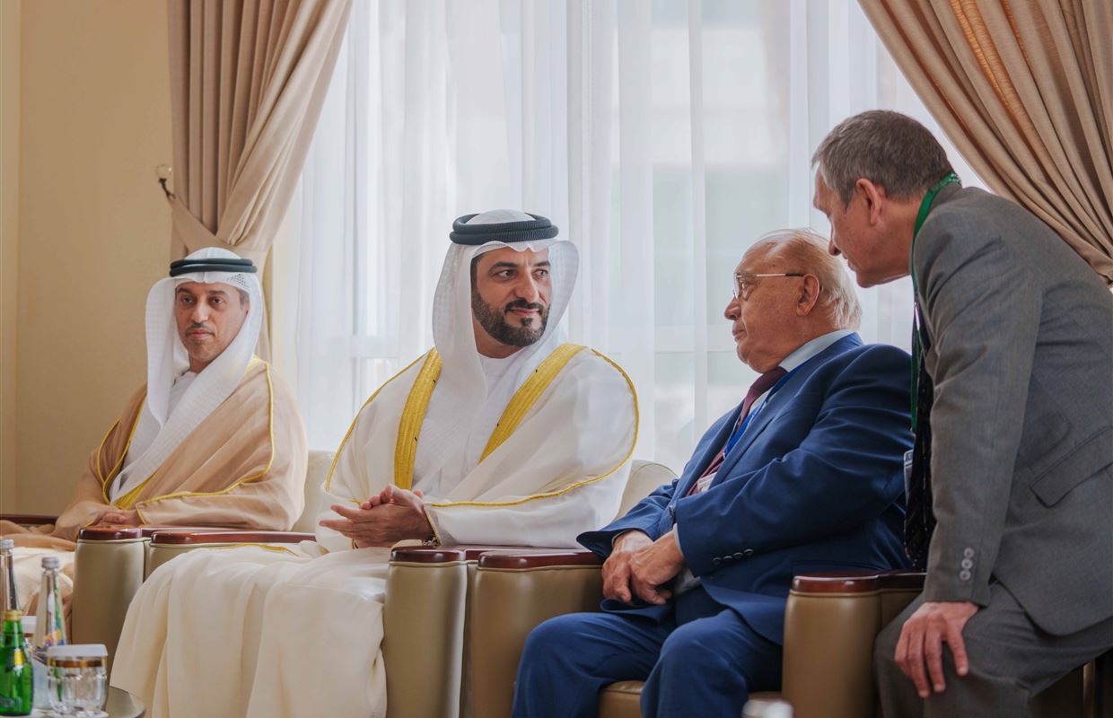 سلطان بن أحمد القاسمي يشهد انطلاق المؤتمر الثالث لرؤساء الجامعات العربية والروسية بجامعة الشارقة