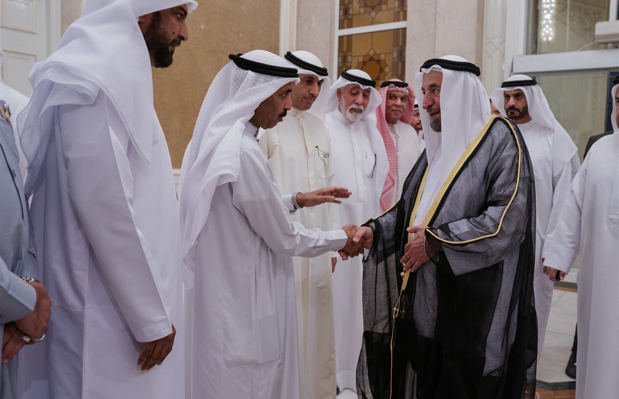 سلطان القاسمي يشهد ختام الدورة 32 من أيام الشارقة المسرحية ويُكرّم الفائزين