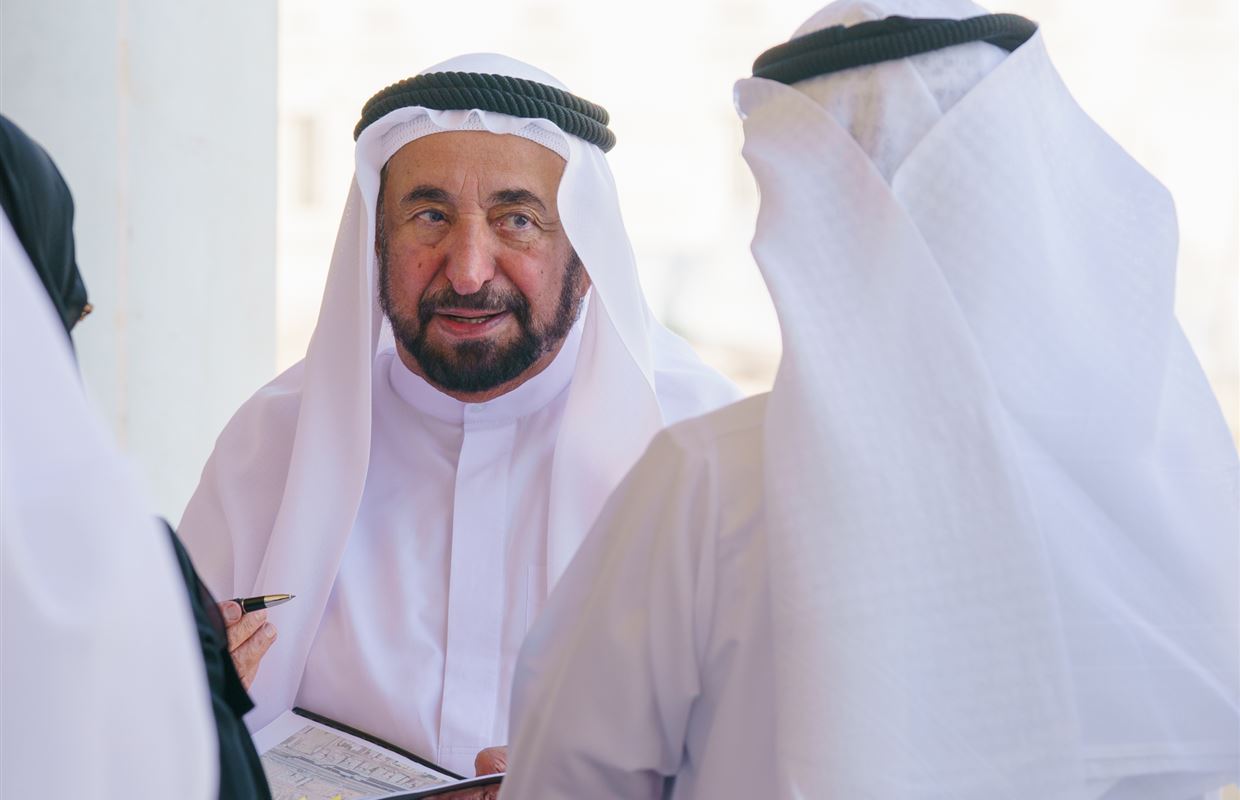 حاكم الشارقة يوجه بتوصيل الغاز الطبيعي لمدينة دبا الحصن