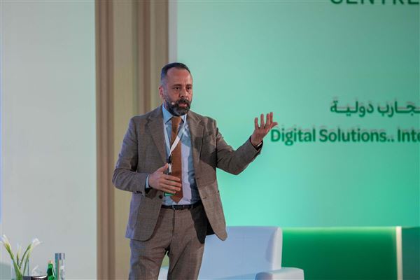 ملتقى الشارقة لمراكز الاتصال يؤكد الدور الرئيس للذكاء الاصطناعي في الاتصال الحكومي