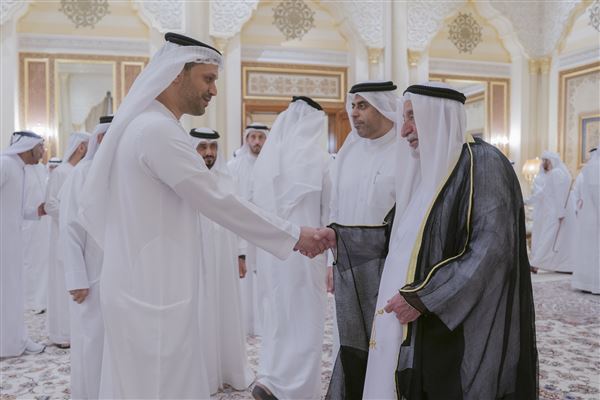 حاكم الشارقة يستقبل المهنئين بشهر رمضان المبارك في قصر البديع