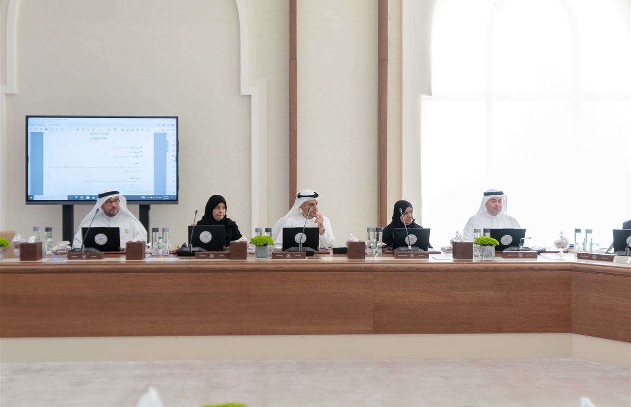 حاكم الشارقة يترأس اجتماع مجلس أمناء جامعة كلباء