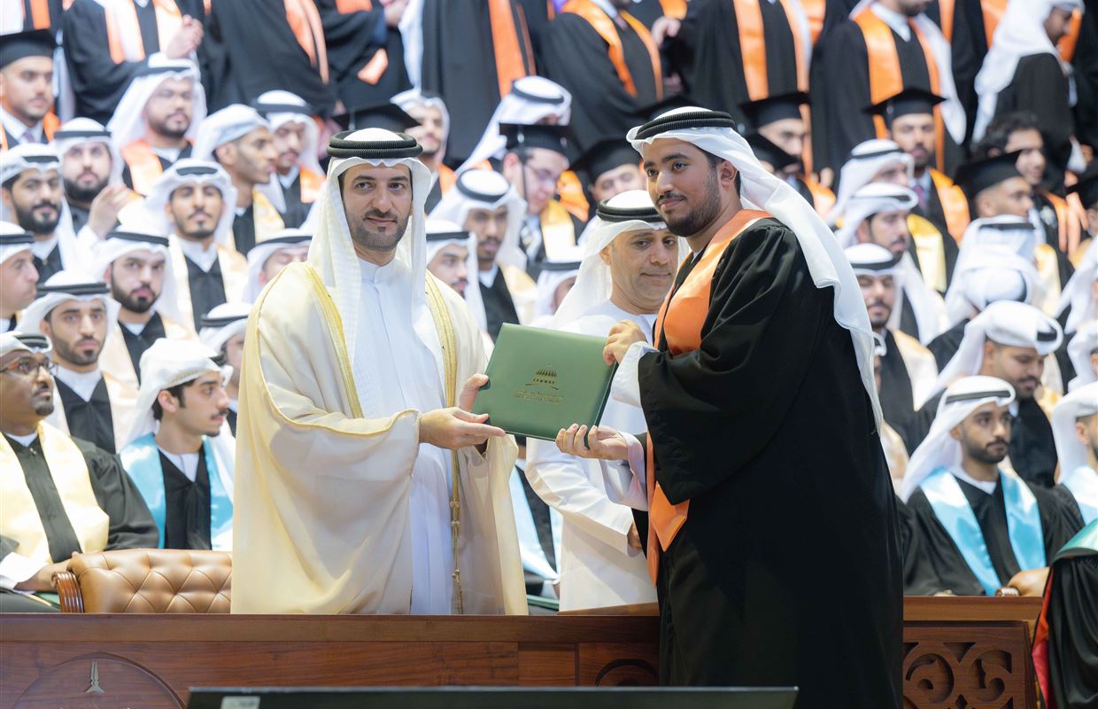 Sultan bin Ahmed attends UOS’s Fall 2024 Graduation Ceremony