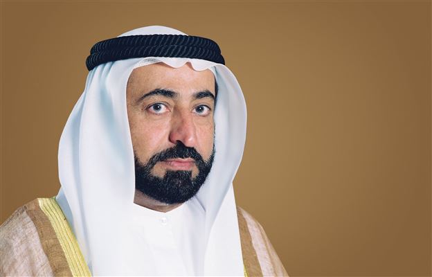 حاكم الشارقة يعزي خادم الحرمين بوفاة الأميرة نورة بنت بندر بن محمد
