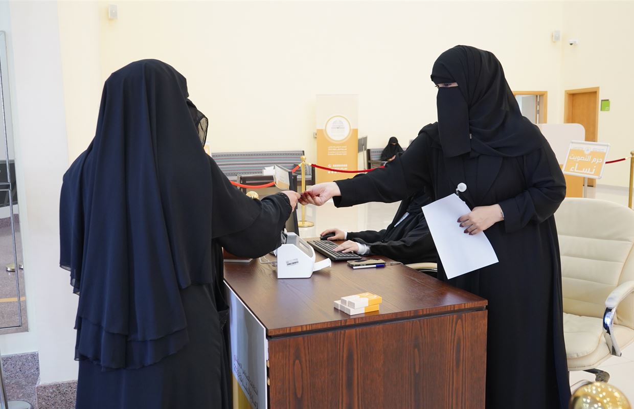 انتخابات المجلس الاستشاري لإمارة الشارقة 2023 ... تفاعل متواصل وغداً يوم التصويت الأخير لحسم الفائزين