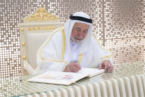 حاكم الشارقة يصدر مرسوماً أميرياً بشأن تشكيل مجلس ضاحية الفريش في مدينة كلباء