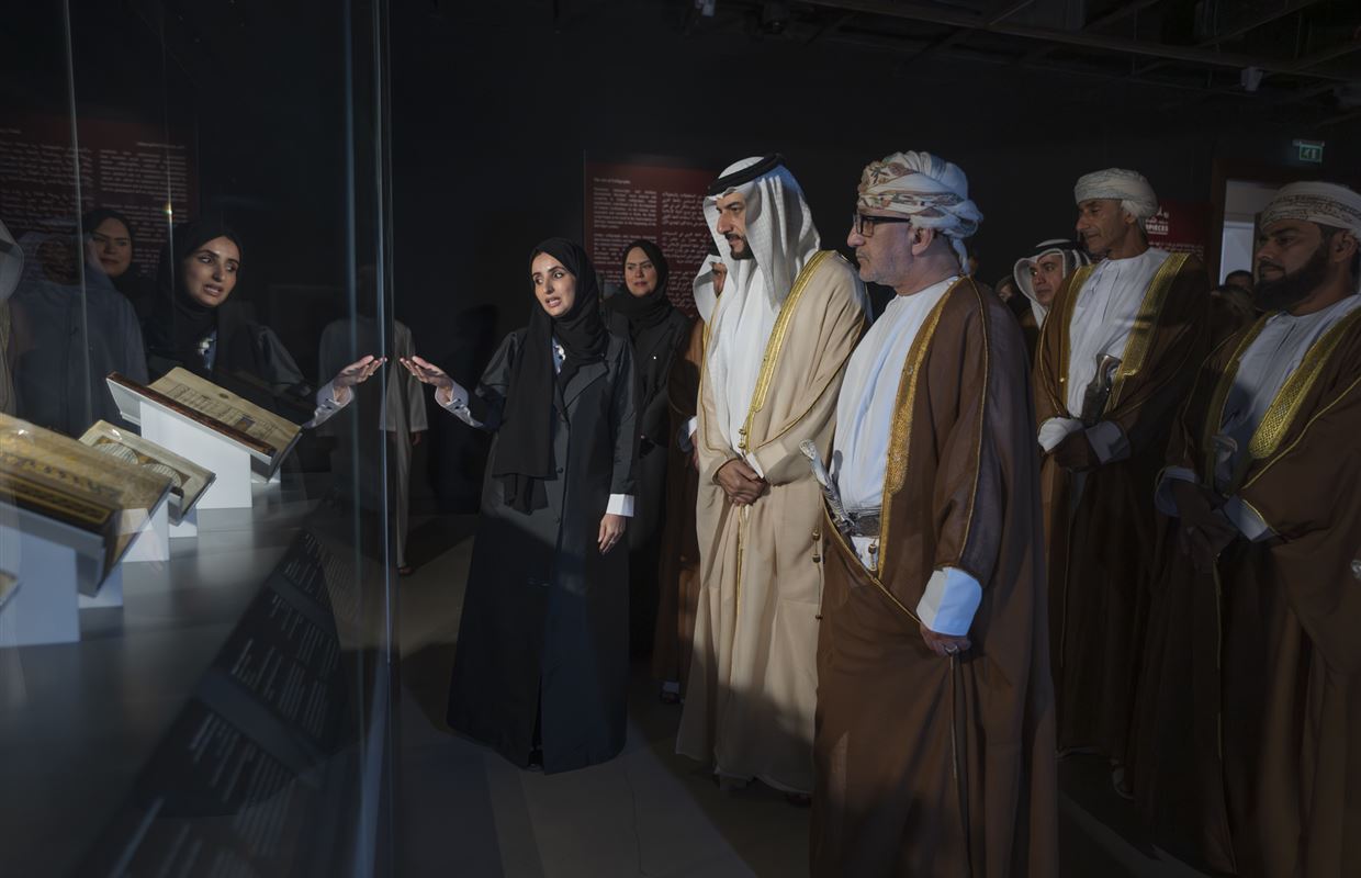 سلطان بن أحمد القاسمي يشهد افتتاح معرض 