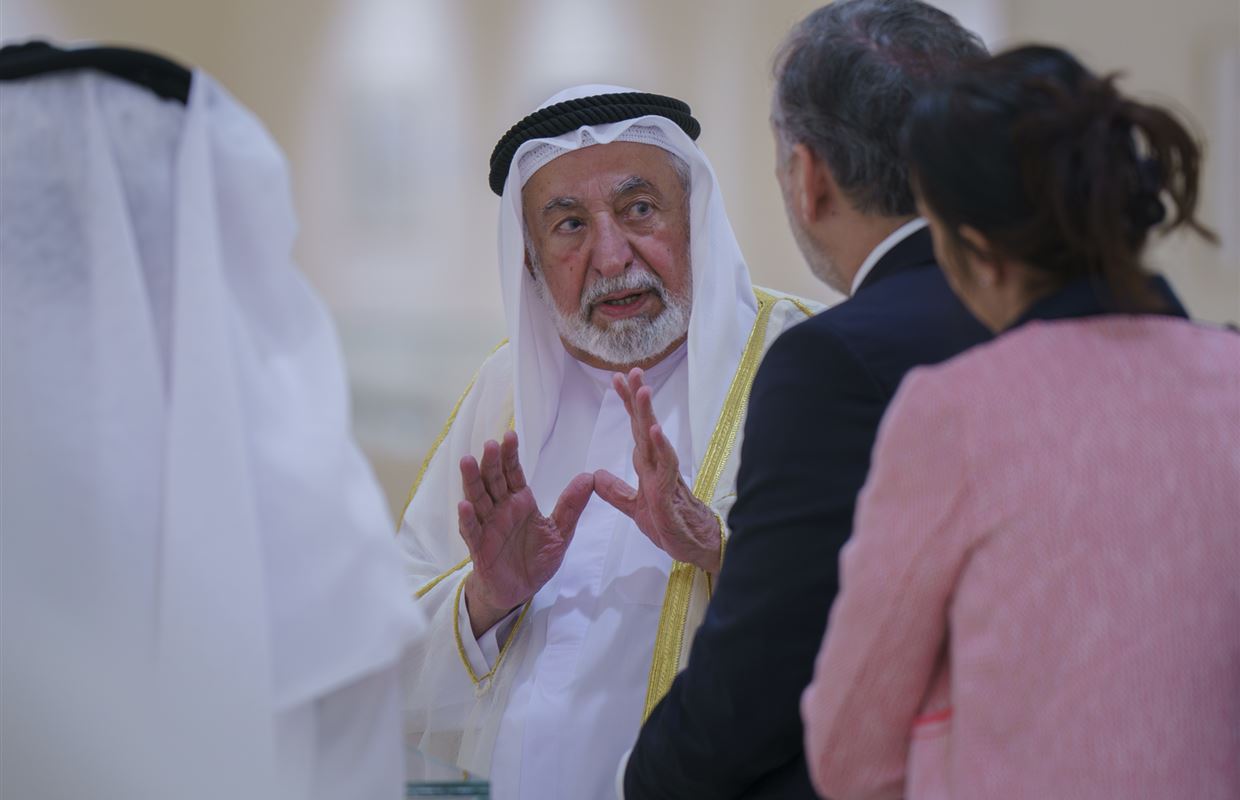 Sharjah Ruler meets with Pres. of the National Library of France