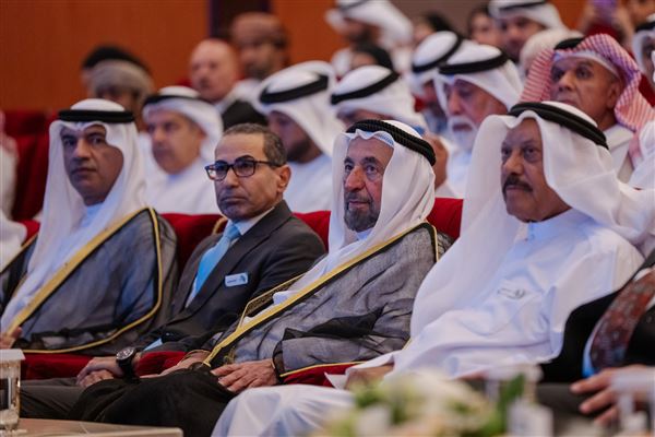 سلطان القاسمي يشهد ختام الدورة 32 من أيام الشارقة المسرحية ويُكرّم الفائزين