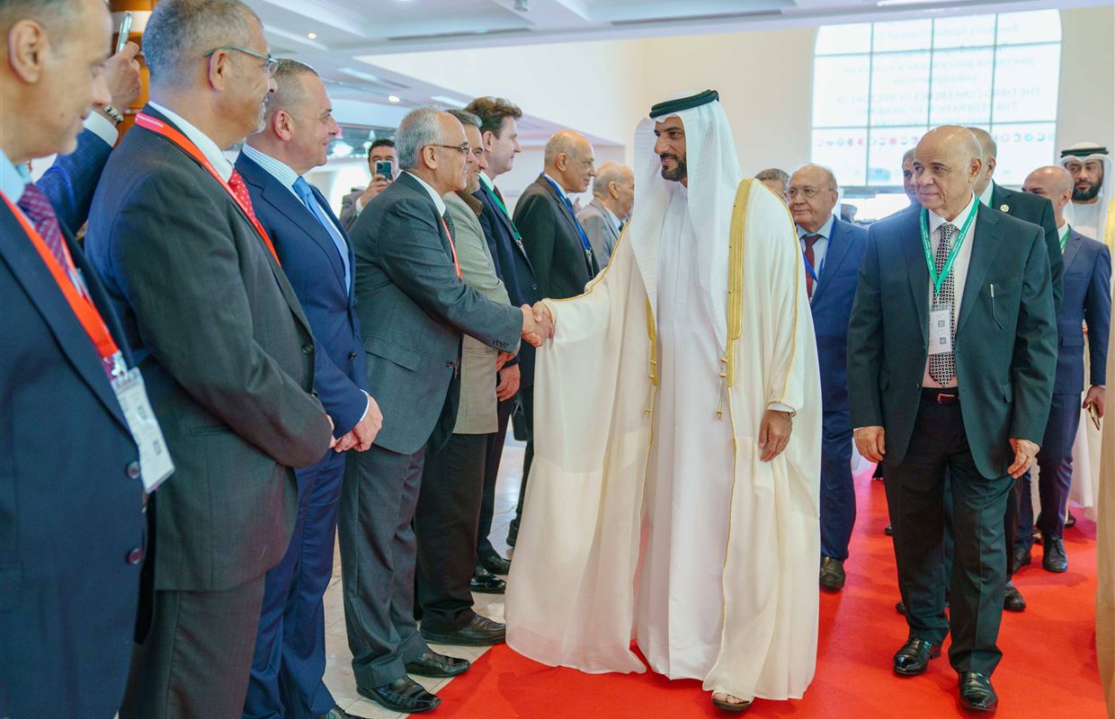سلطان بن أحمد القاسمي يشهد انطلاق المؤتمر الثالث لرؤساء الجامعات العربية والروسية بجامعة الشارقة